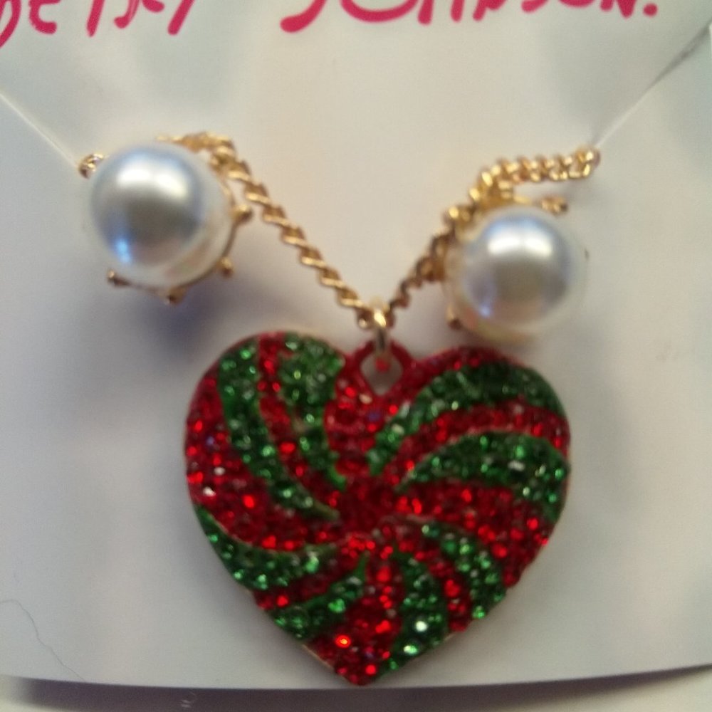 Betsey Johnson New Red and Green Heart Necklace and Pearl Earrings